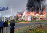 Incendio en el Aeropuerto Internacional Jomo Kenyatta de Nairobi. Kenya Red Cross Society